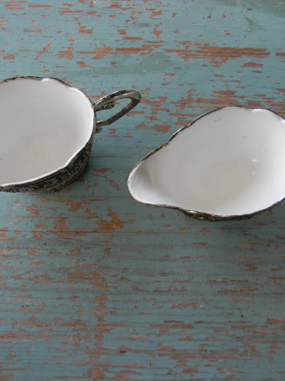 VINTAGE MINI Silver Plated Sugar Creamer Set Porcelain Lined, Floral EMBOSSED